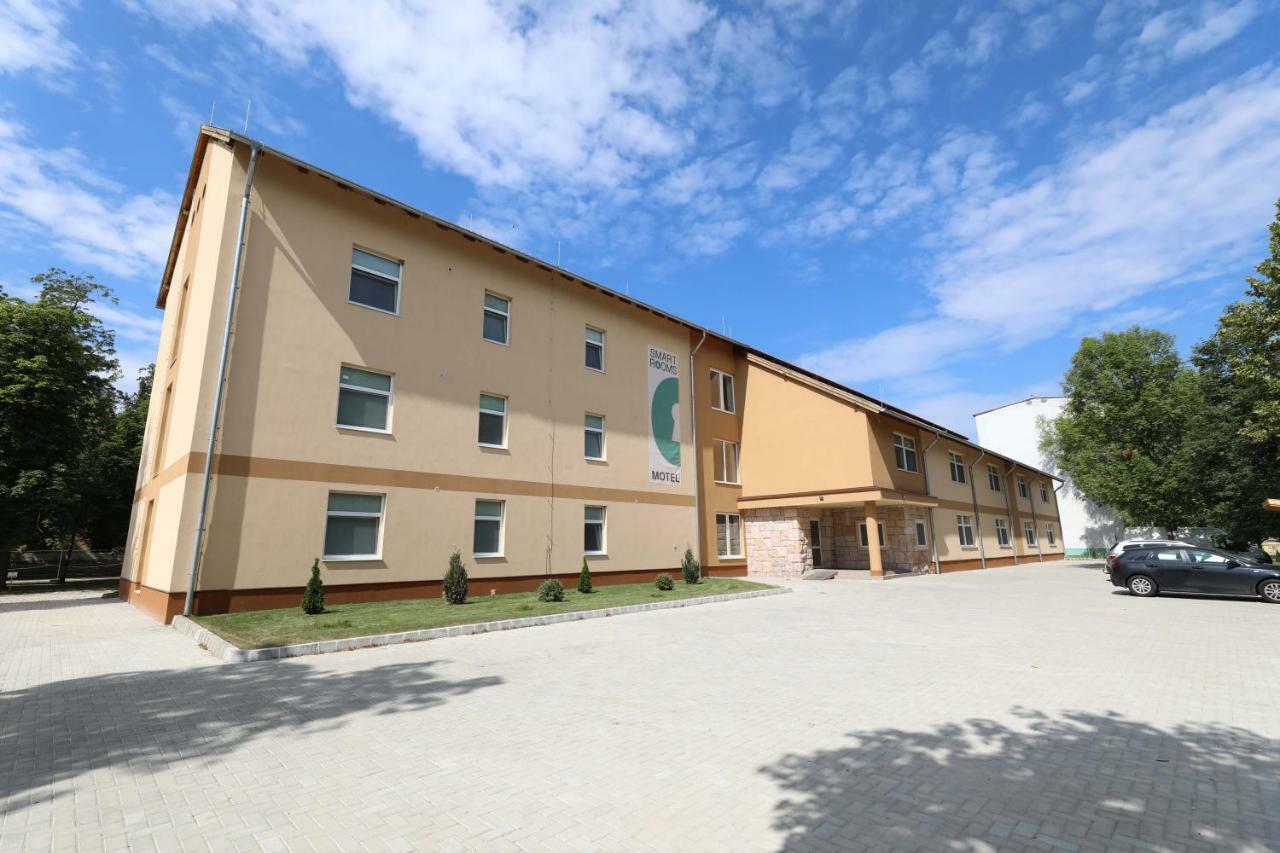 Smart Rooms Székesfehérvár Exteriér fotografie